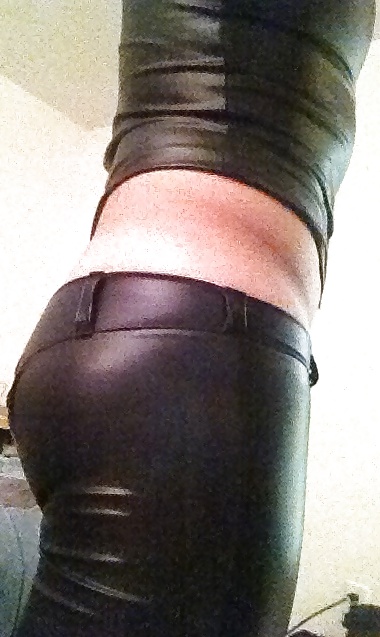 Más fotos de mí
 #28206333