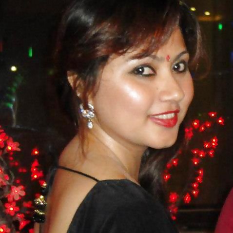 セクシーなネパール人女性 nisha
 #40693888