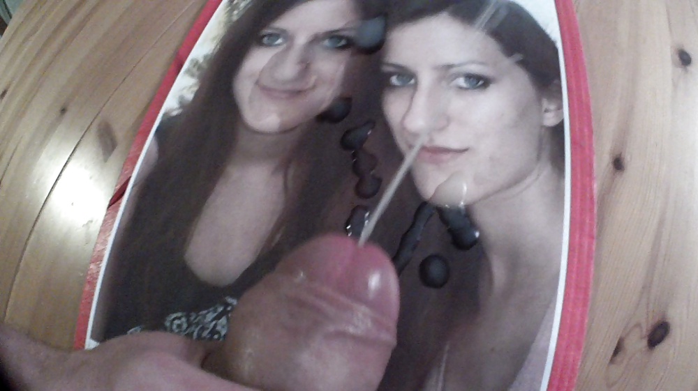 Cumpic sur des jumelles
 #27941747