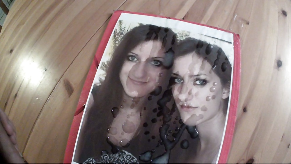 Cumpic sur des jumelles
 #27941772