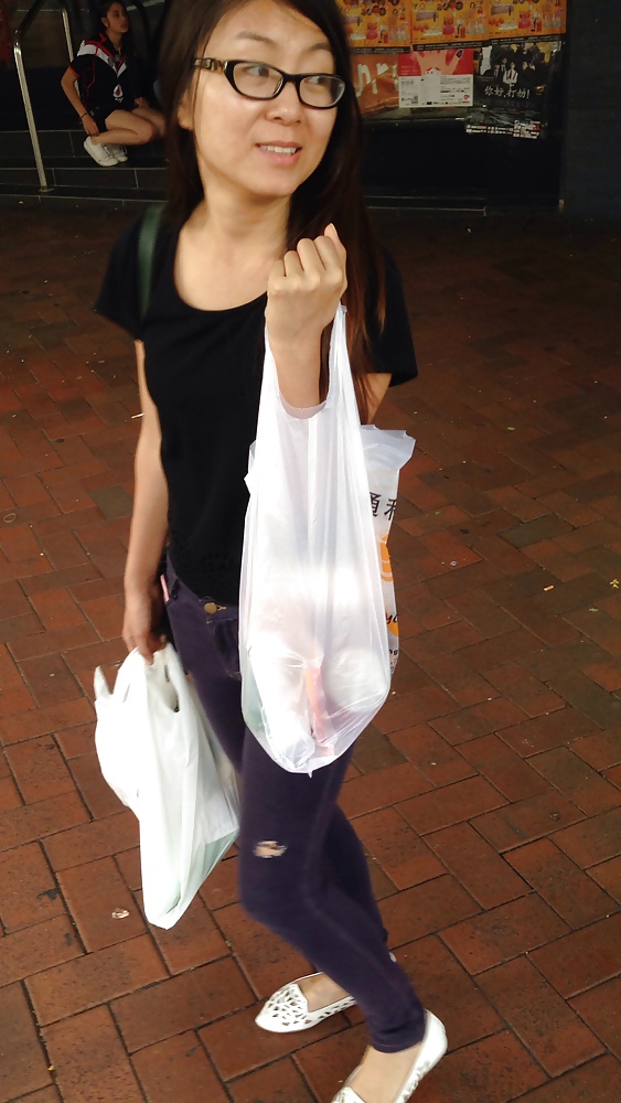 Putas chinas al aire libre
 #30816789