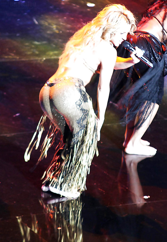 Shakira's ass
 #39808759