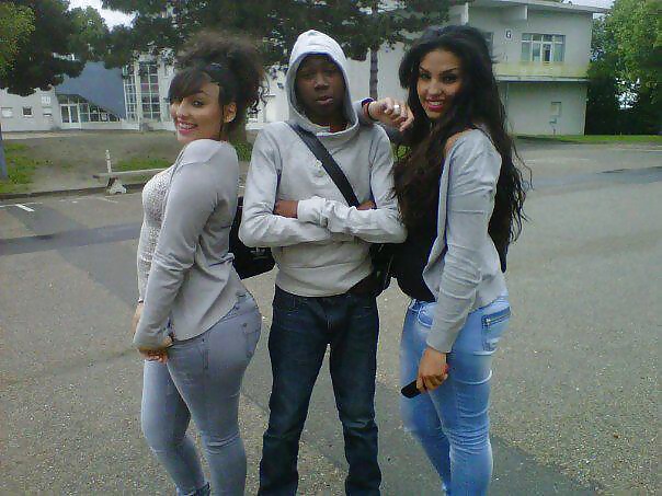 Un Box de Beurette trkl #33999504