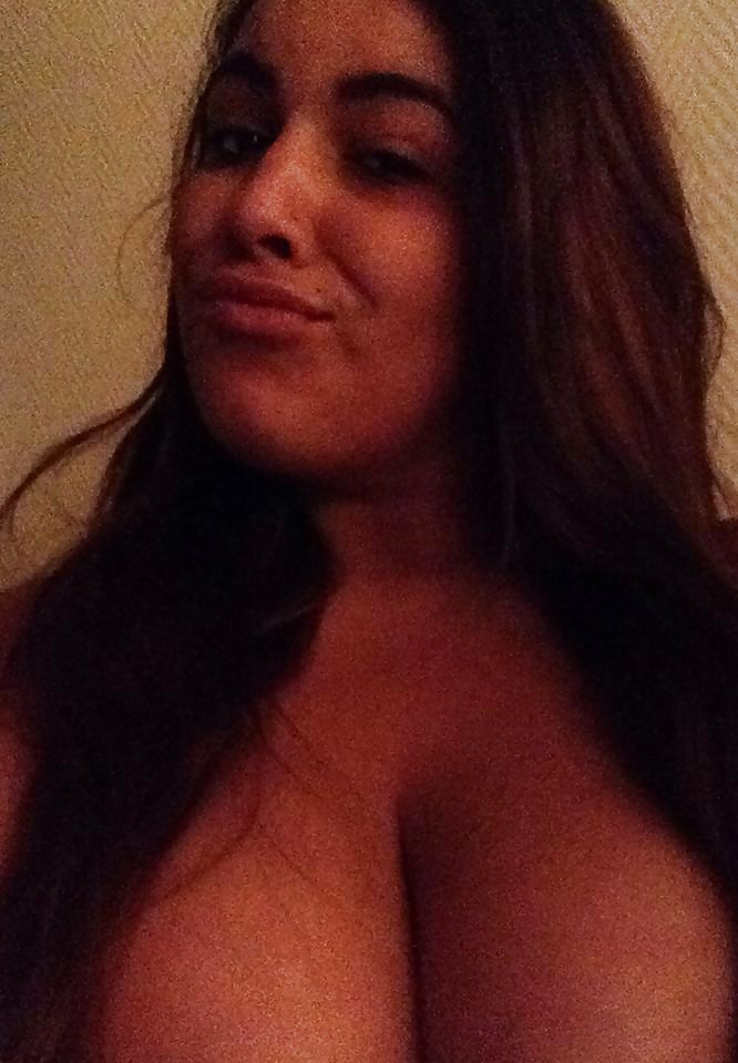 Un Box de Beurette trkl #33999555