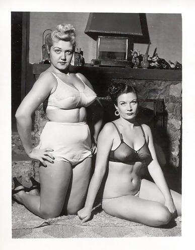 Two vintage models together posing #36033356