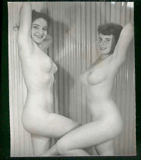 Two vintage models together posing #36033468