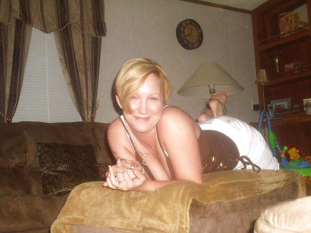 Della J #32361284