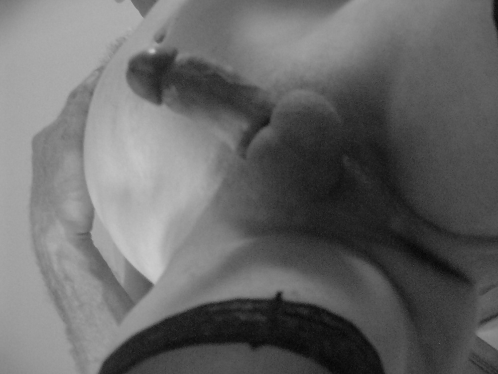 Soy una puta que necesita..............?
 #28232537