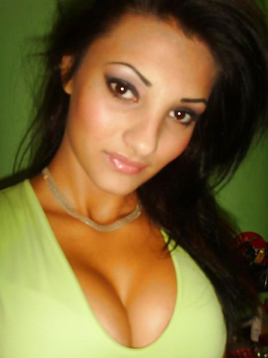 Romanian girl: Armina #36003346