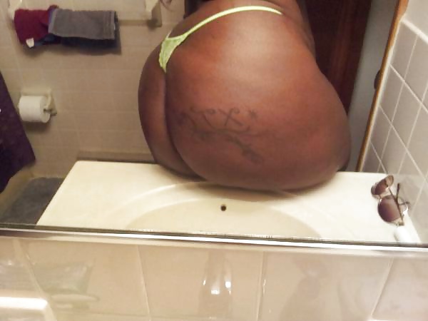 Amateur Random Ass #28008977
