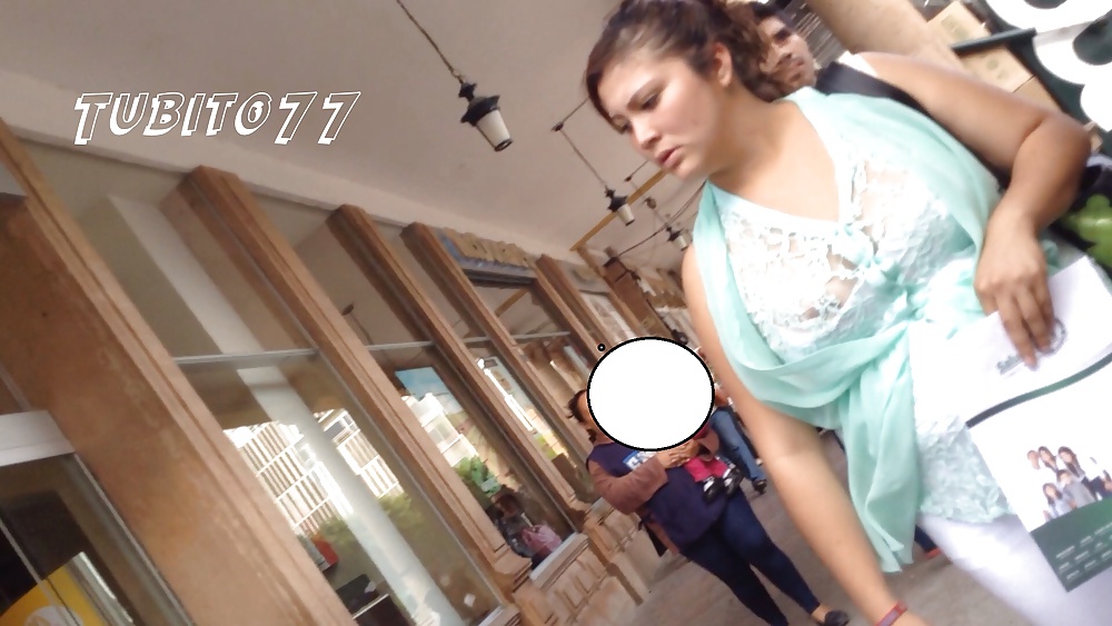 Descuido mostrando peson
 #31258995