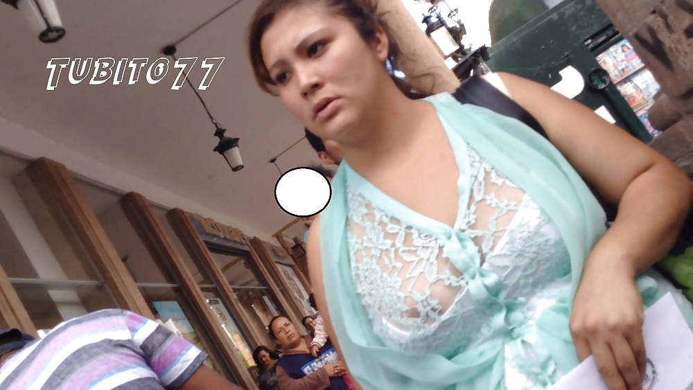 Descuido mostrando peson
 #31259006