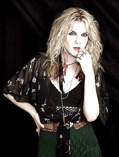 Lily rabe
 #29404372