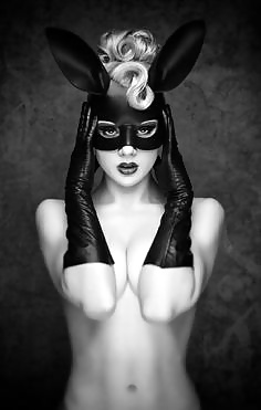 Sensual Women In Masks #32462900
