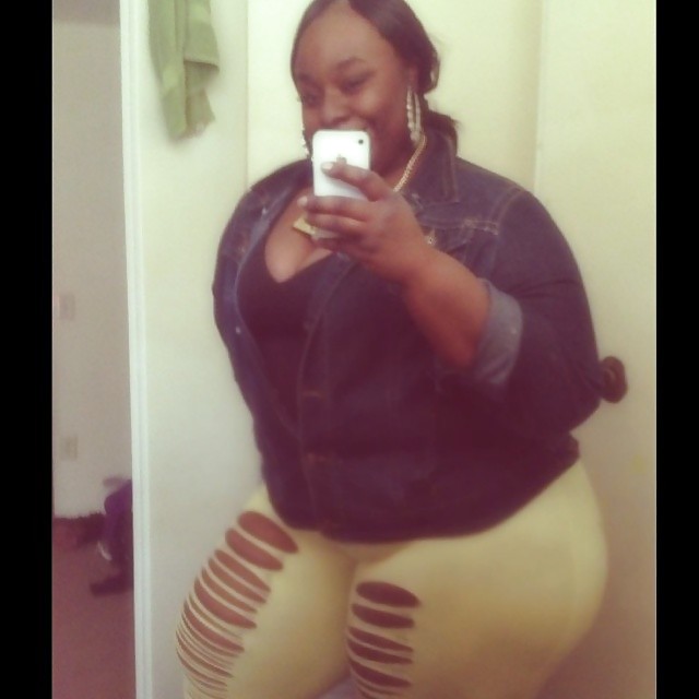 Thick hoes #24116155