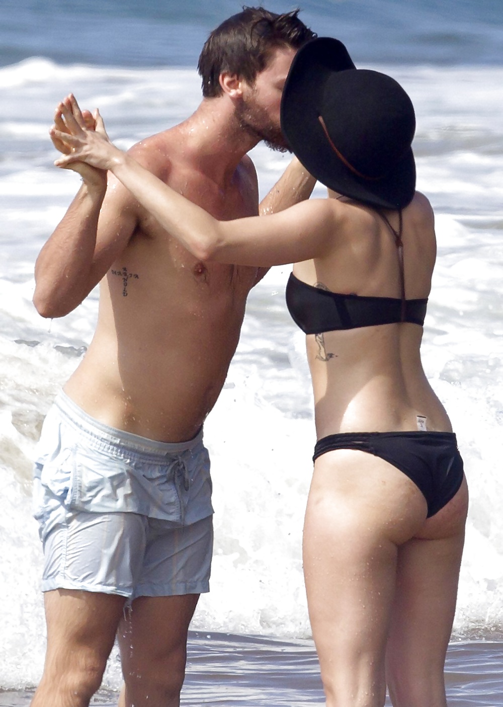 Miley Cyrus Bikini #40964466