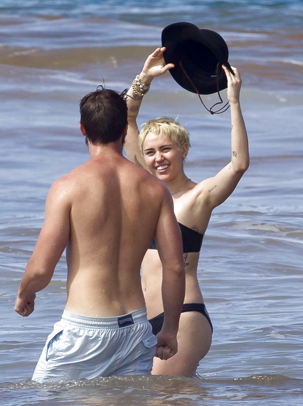 Miley Cyrus bikini #40964522