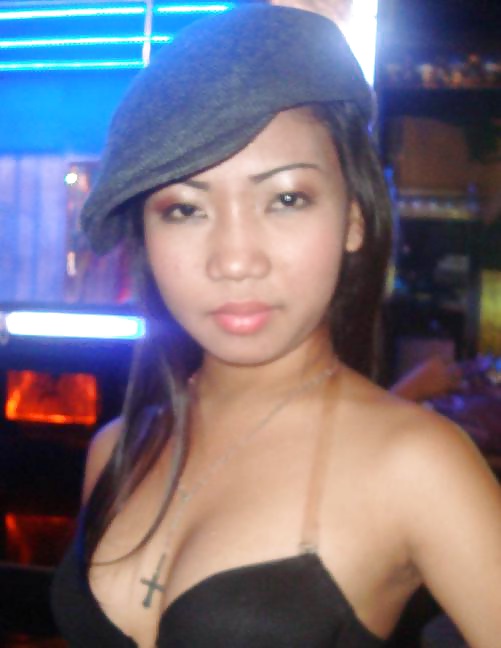 Asiatische Bargirls Von Pattaya Und Cebu #40182109