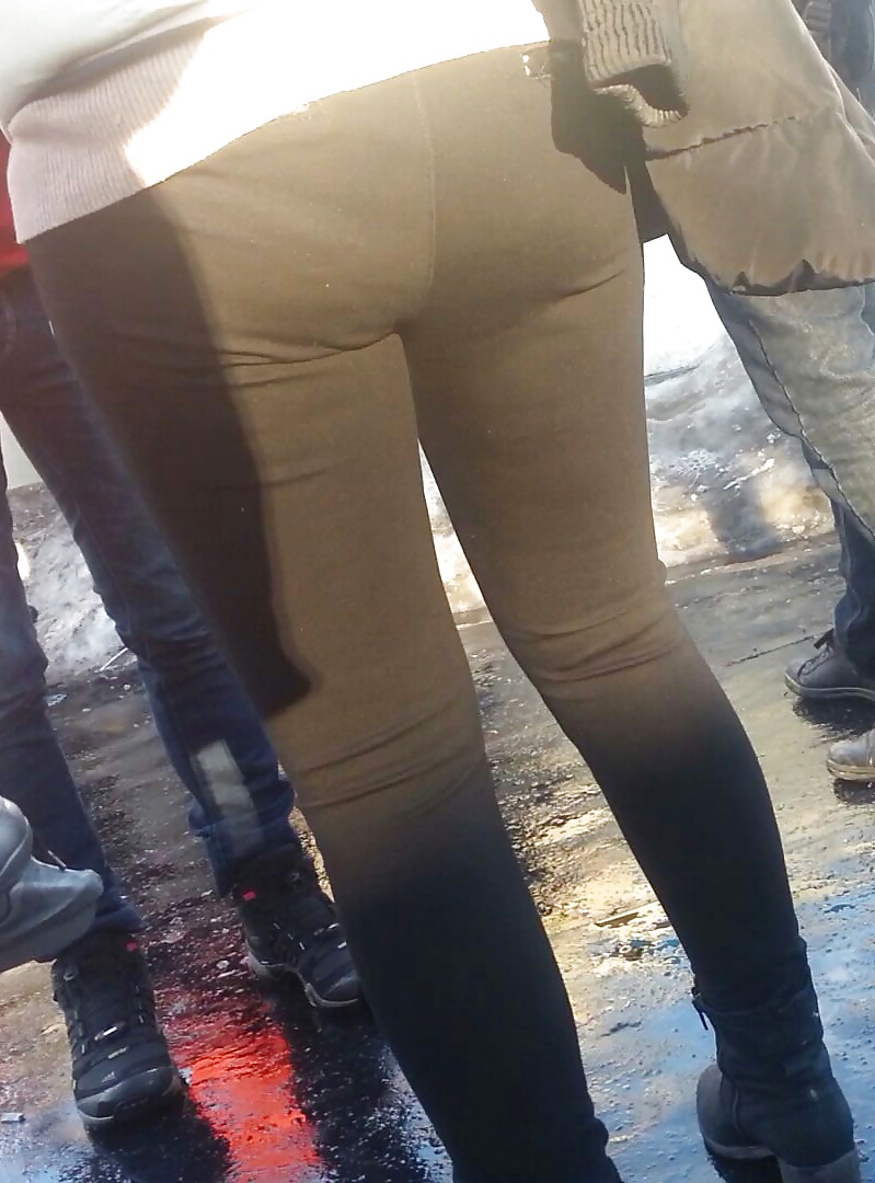 Spy leggigns, feet, ass sexy women romanian #40751341