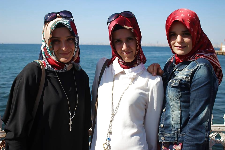 Turkish turbanli arab hijab #32605060