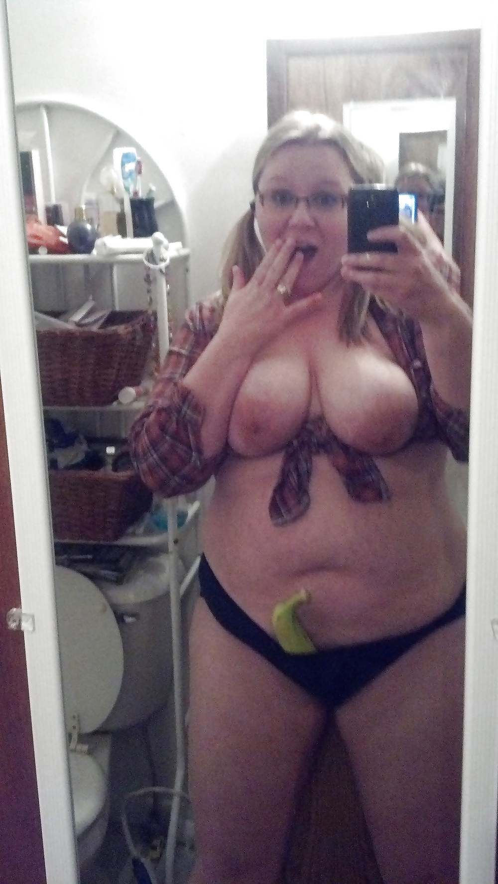 BBW Selfies #28321922