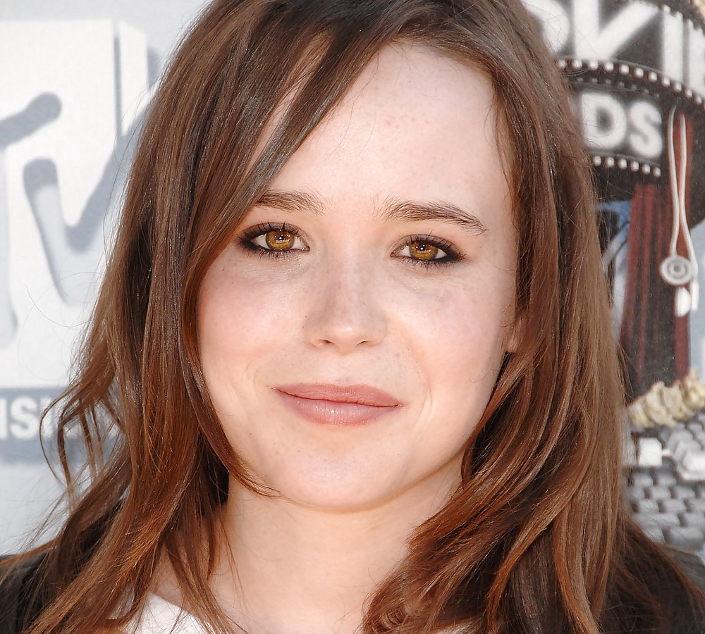 Ellen Page Ellen Philpotts-Page #34231444