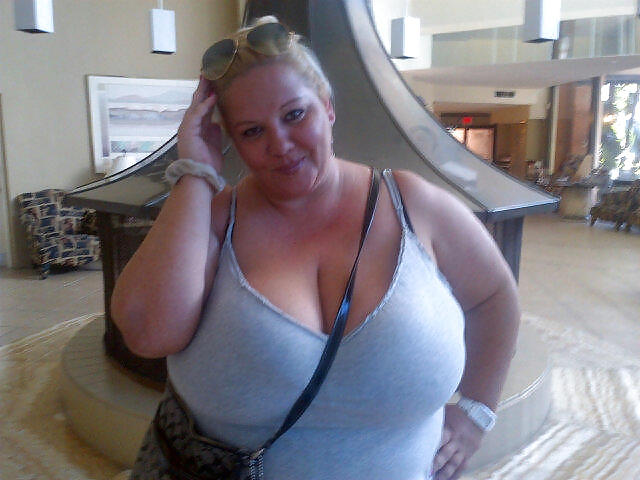 Some more twitter #23721583