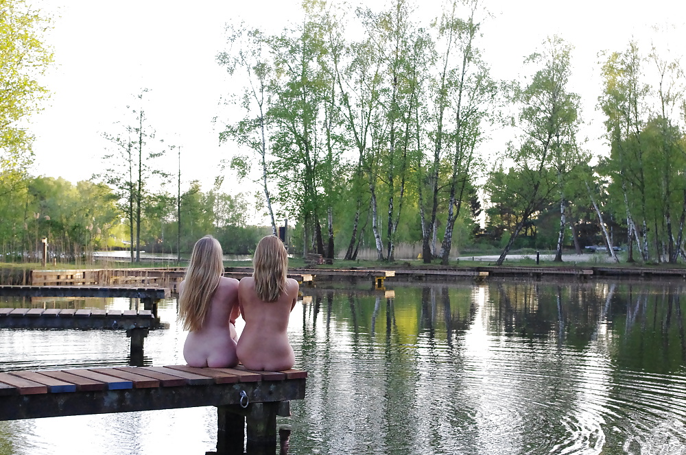 Lakeside uni girls #32007902