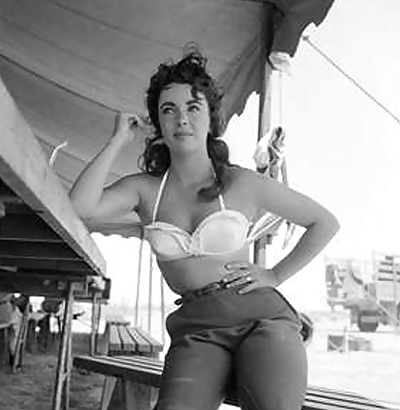 あの頃の彼女とやりたかった #2--liz taylor
 #34433296