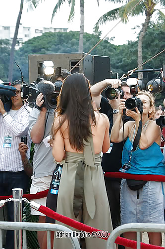 Evangeline lilly hot with big cleavage
 #28782919