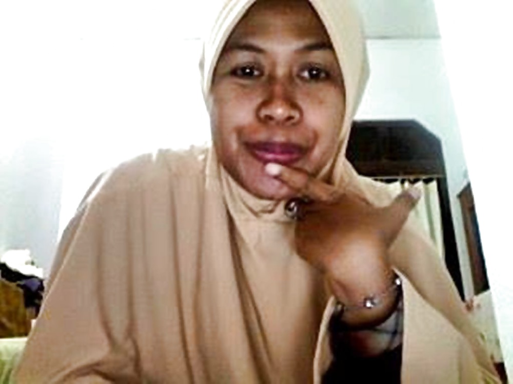 Indonesisch Hijab Milf #24995872