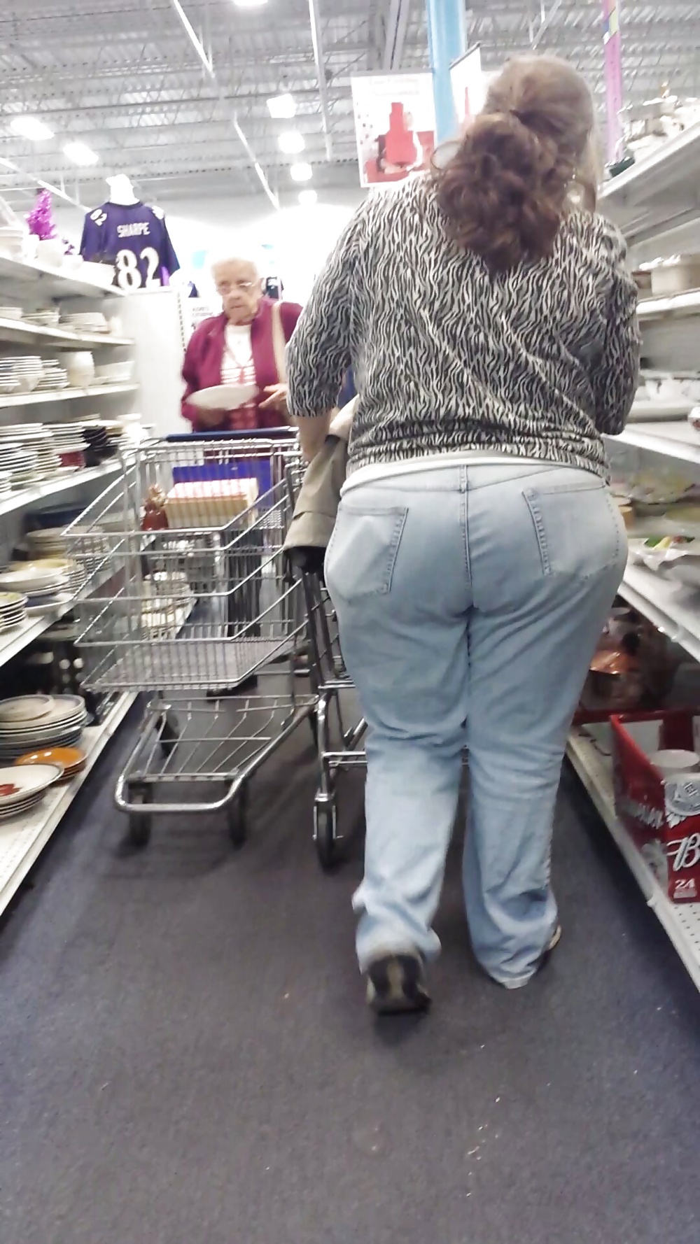 Candid shopping big ass large booty white mature bbw  #38773720