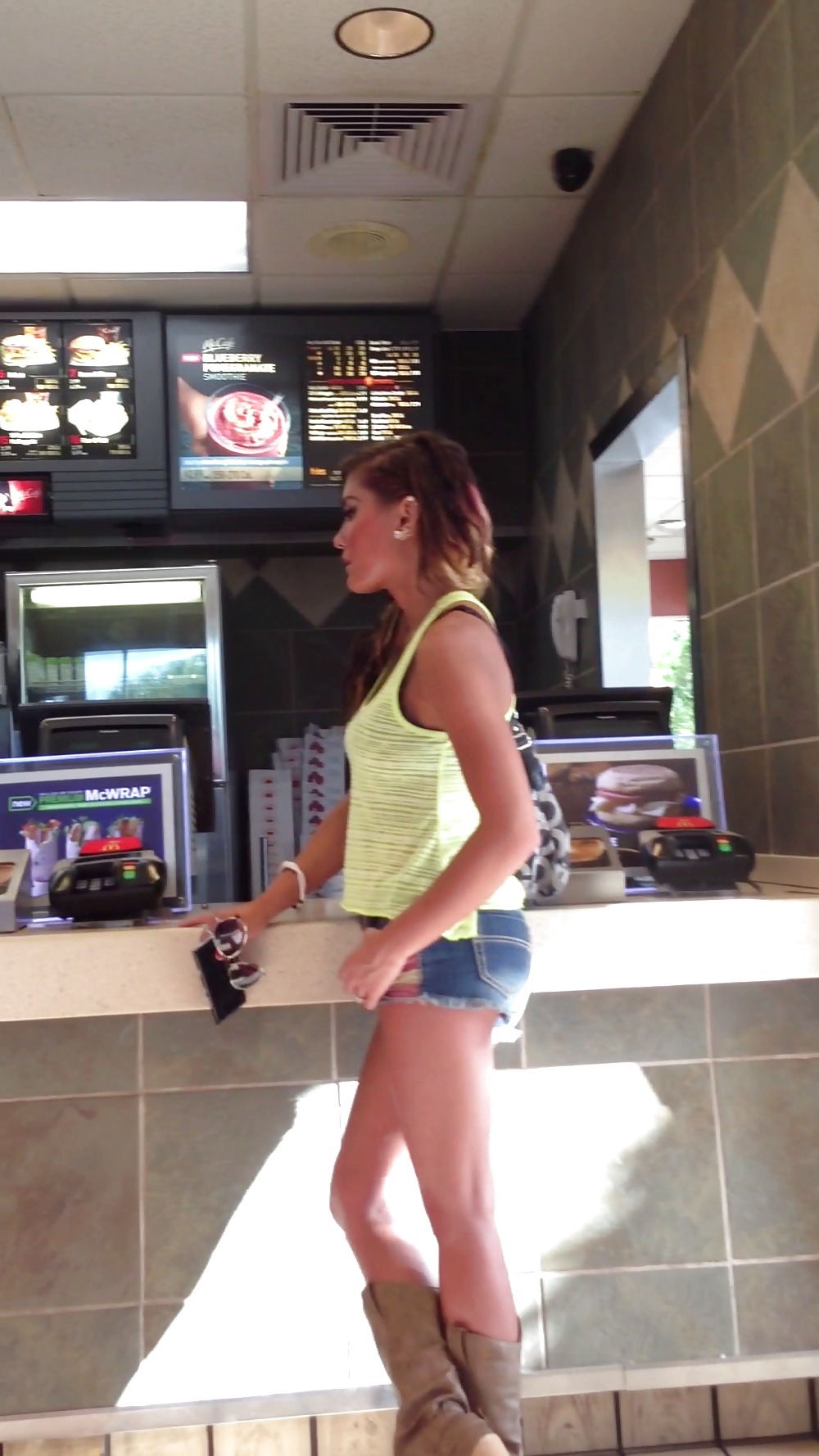 Candid MCD's Hottie #23118643