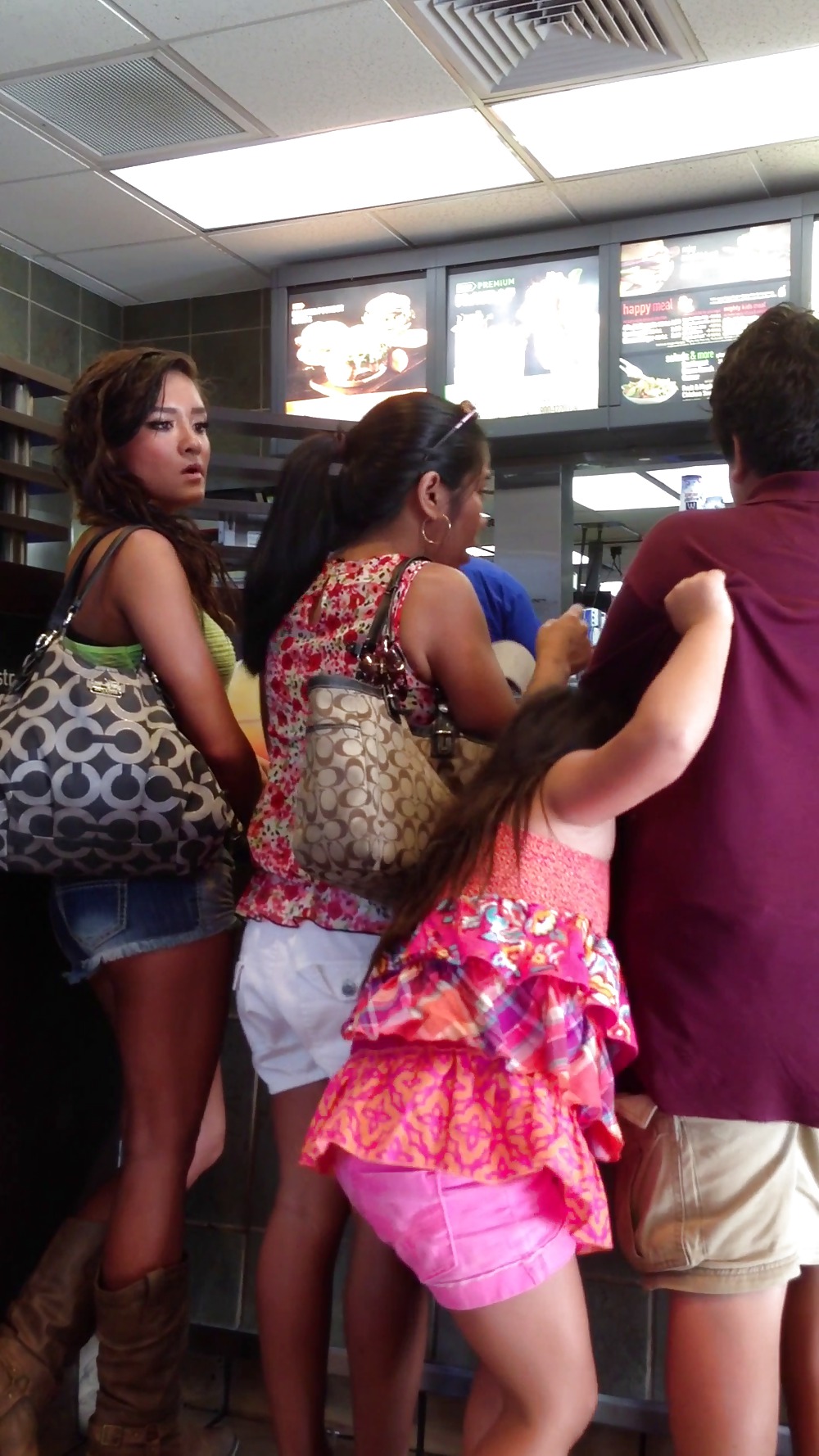 Candid MCD's Hottie #23118712