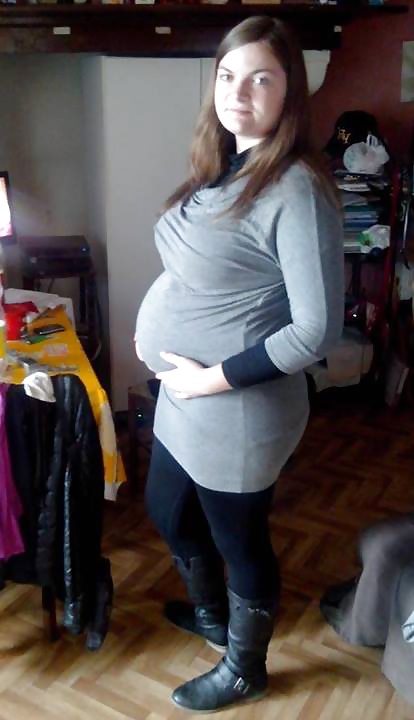 Elodie K enceinte - pregnant #28461704