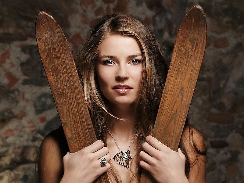 Sexy Slowenisch Skifahrer Tina Labyrinth #23049804