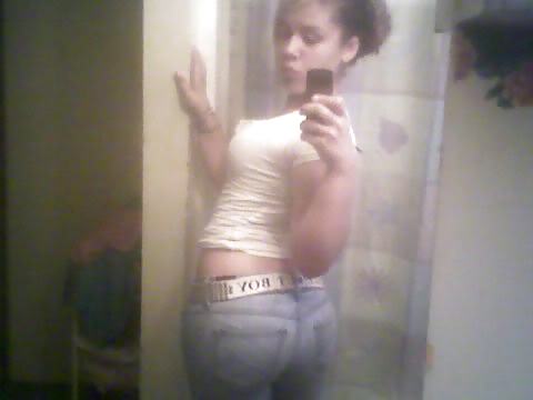 Social Netwok Attention Whores #33401702