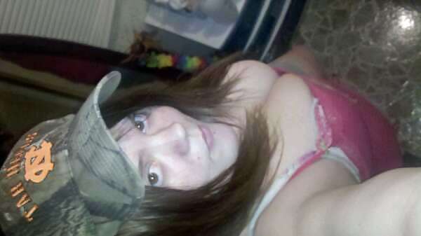 Social Netwok Attention Whores #33401874