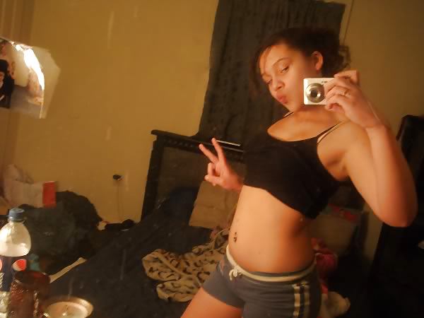 Social Netwok Attention Whores #33401940