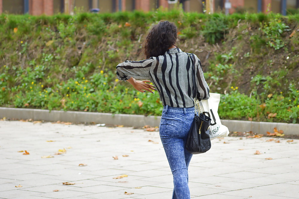 Británico asiático
 #30917935