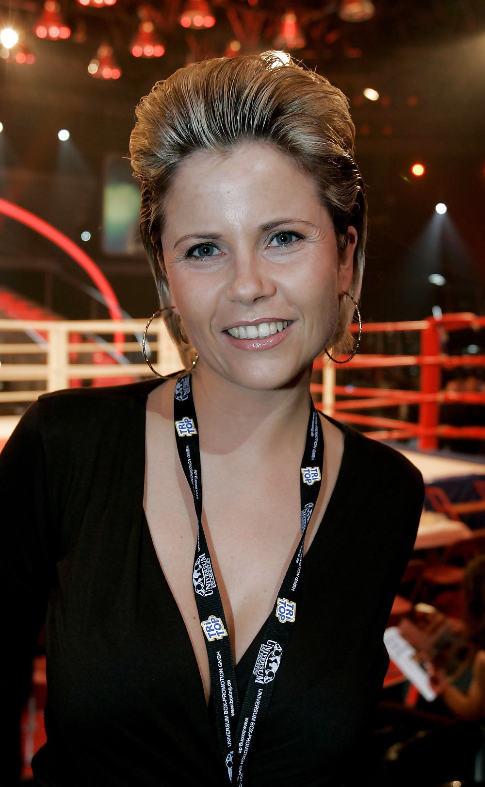 Caras maduras
 #37246312