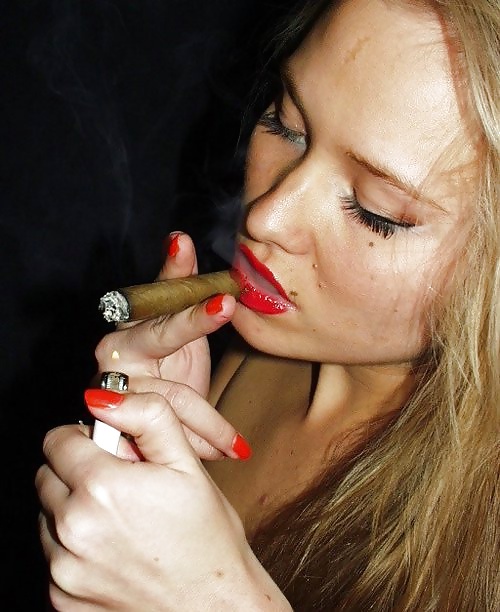 Blonde Smoking Slut #36211232