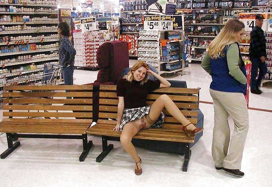 Public flashing #31228088