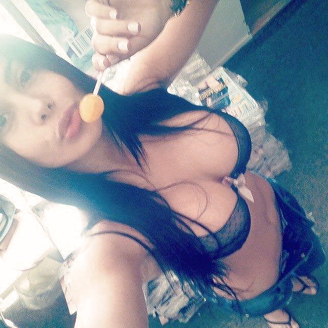 Nenas ricas excitables #39918513