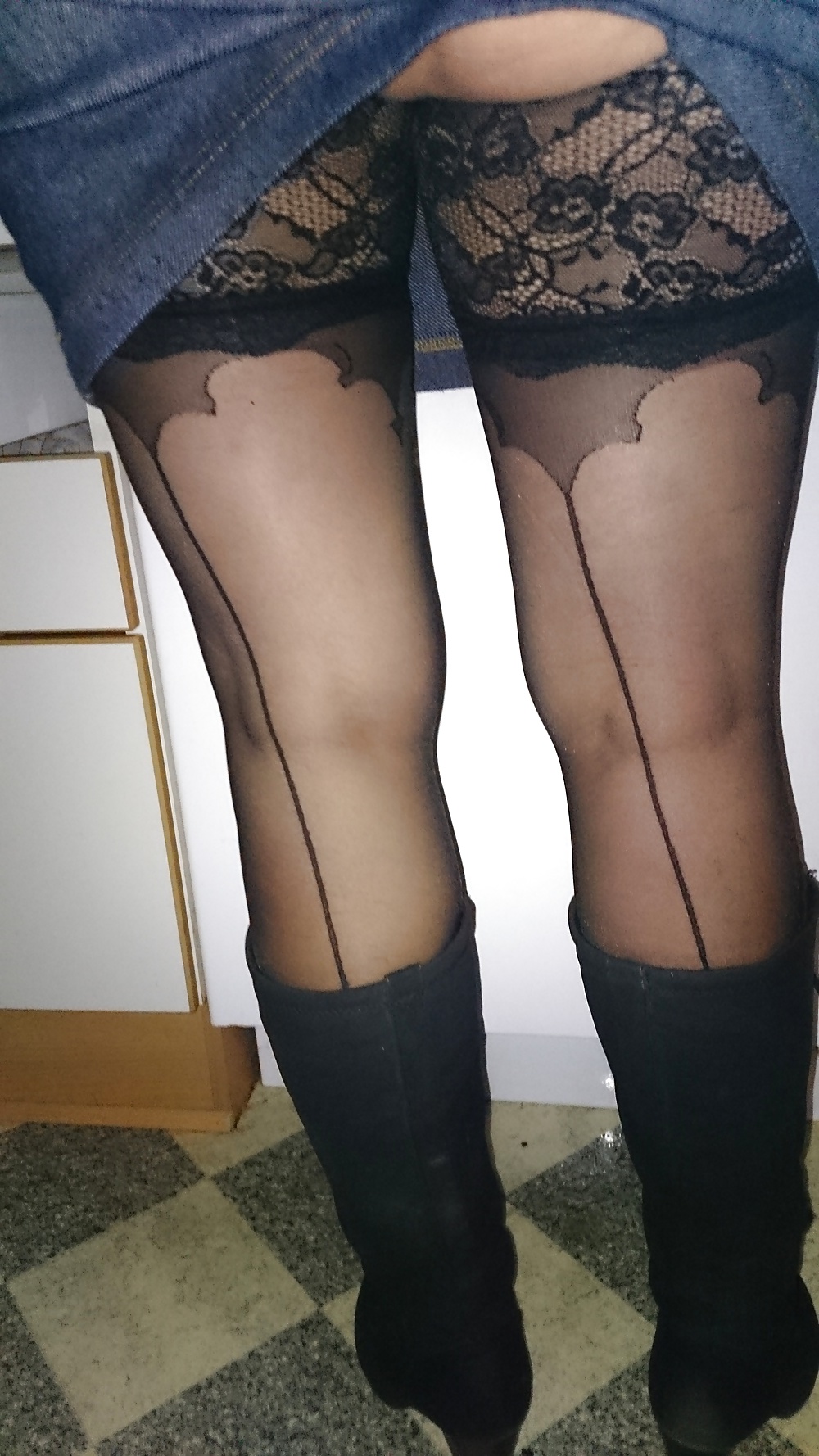 Stockings upskirt #32113936