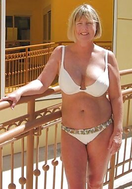 Swimsuit bikini bra bbw mature dressed teen big tits - 70 #35672781