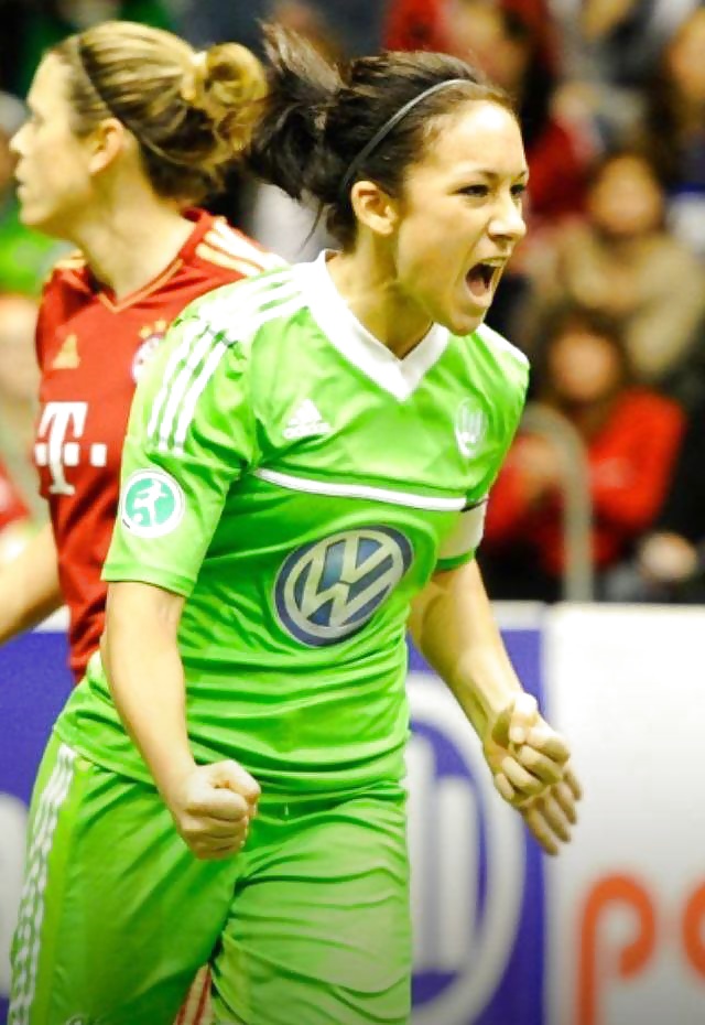 Más deportivo kessi
 #28570030