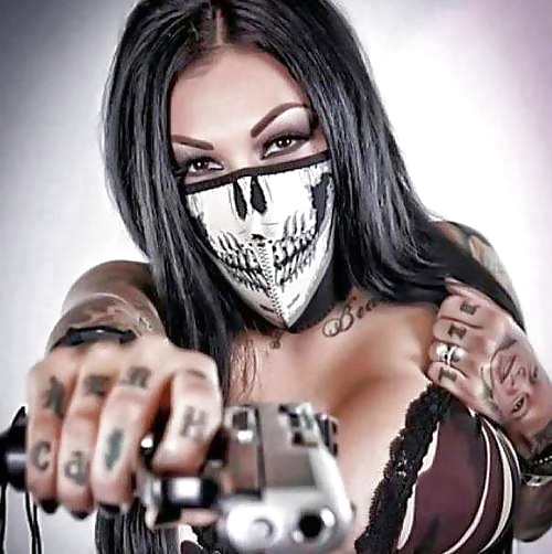 Pipinakia se drash fakelos 17
 #36421953