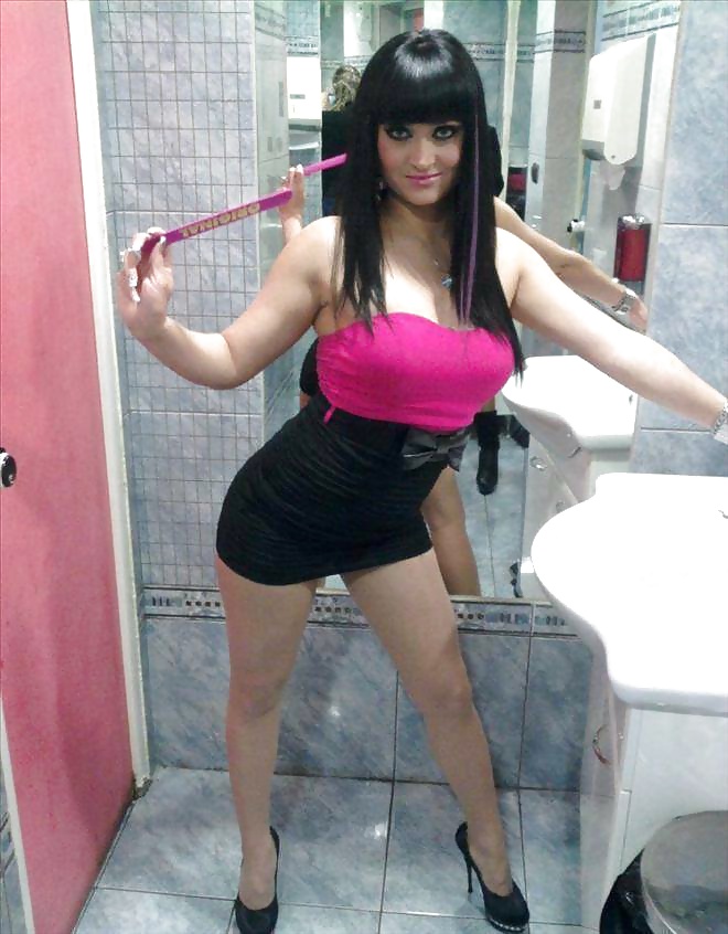 Pipinakia se drash fakelos 17
 #36422102