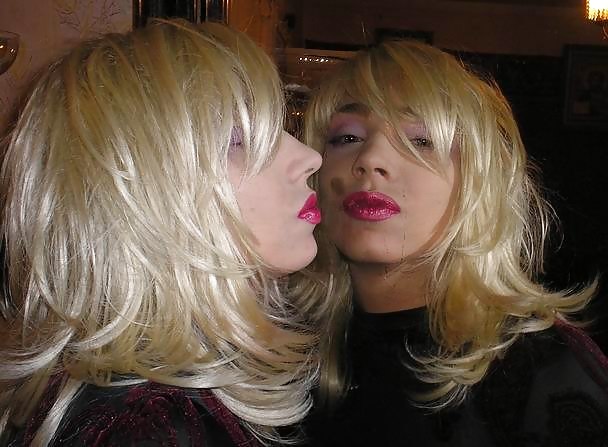 Travestis y travestis 23.09.2013 
 #36945533